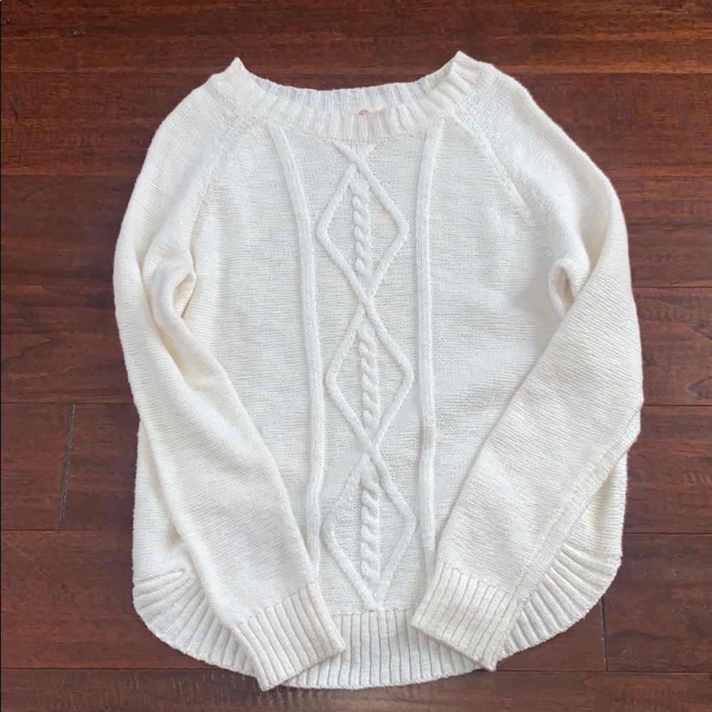 CREAM SWEATER